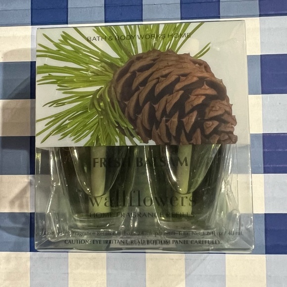 Bath & Body Works Home Wallflowers Fresh Balsam Fragrance Refills 2 packs, 2 ea. - Picture 7 of 7